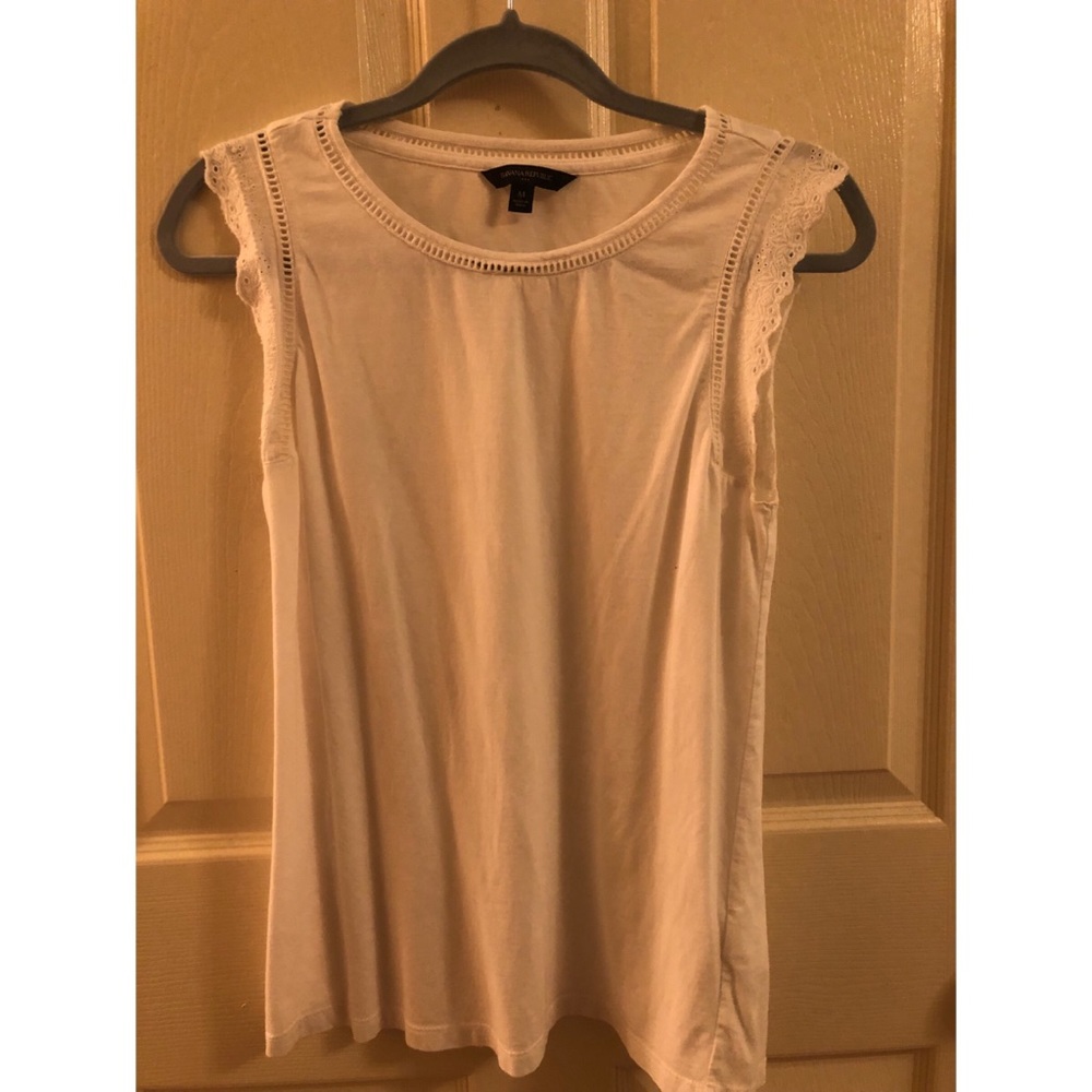 Eyelet trim sleeveless shirt - white